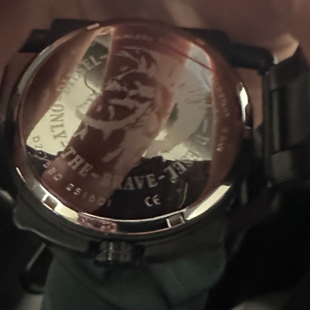 Men's Diesel Descender Blackout Date Display Watch DZ1580 - Picture 3 of 6